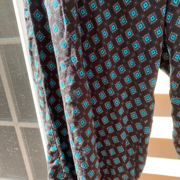 Torrid pull on capris 3X - Picture 3 of 6